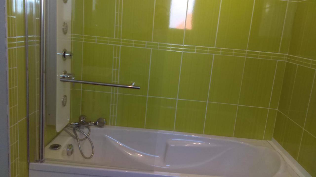 La Clef Des Champs Apartment Audinghen Bagian luar foto